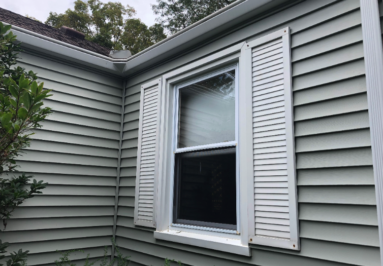 After of vinyl panels of a window.